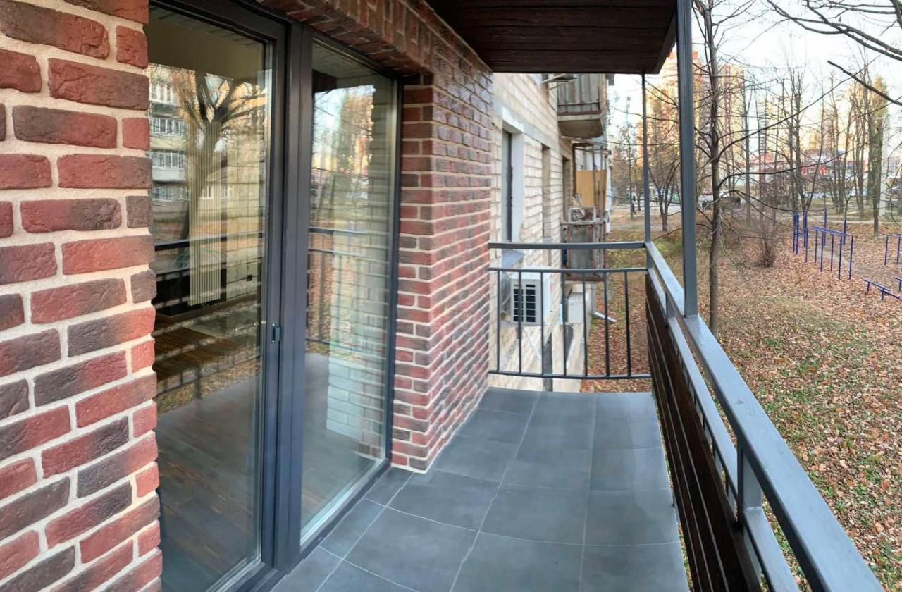 Уютная Квартира Возле Метро 23 Августа Apartment Kharkiv Exterior photo